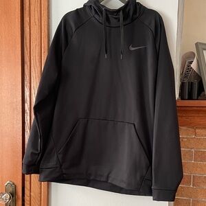 Men’s Nike DriFit XL black hoodie like new